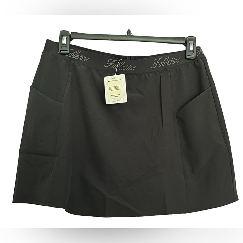 NWT - Fabletics Black Athletic Skort w/Side Pockets - Sz XL!!!!